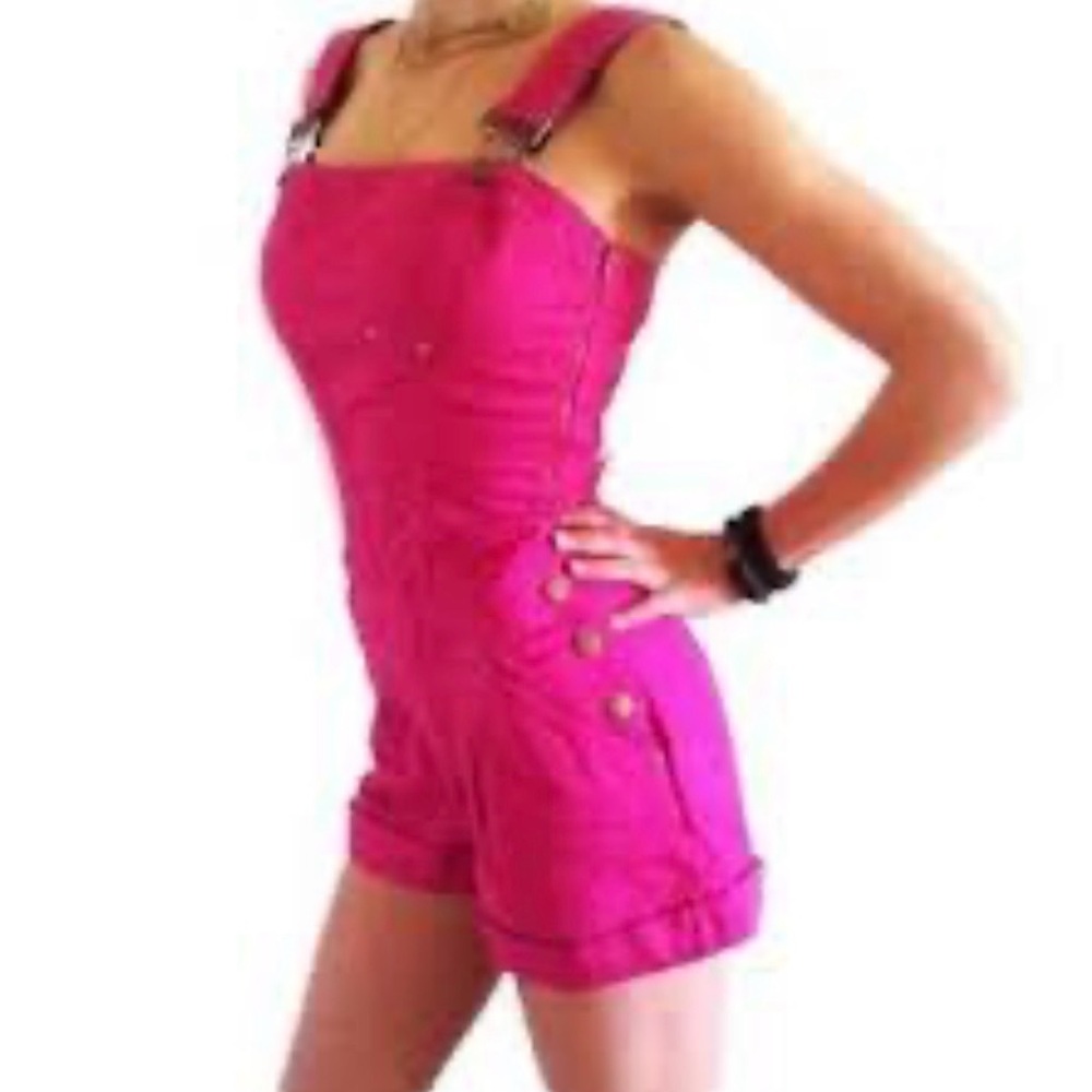 betsey johnson short jumpsuit Pink S sleeveless